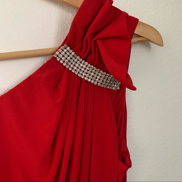 Red diamond embellished draped dress 10 - Picture 2 of 5